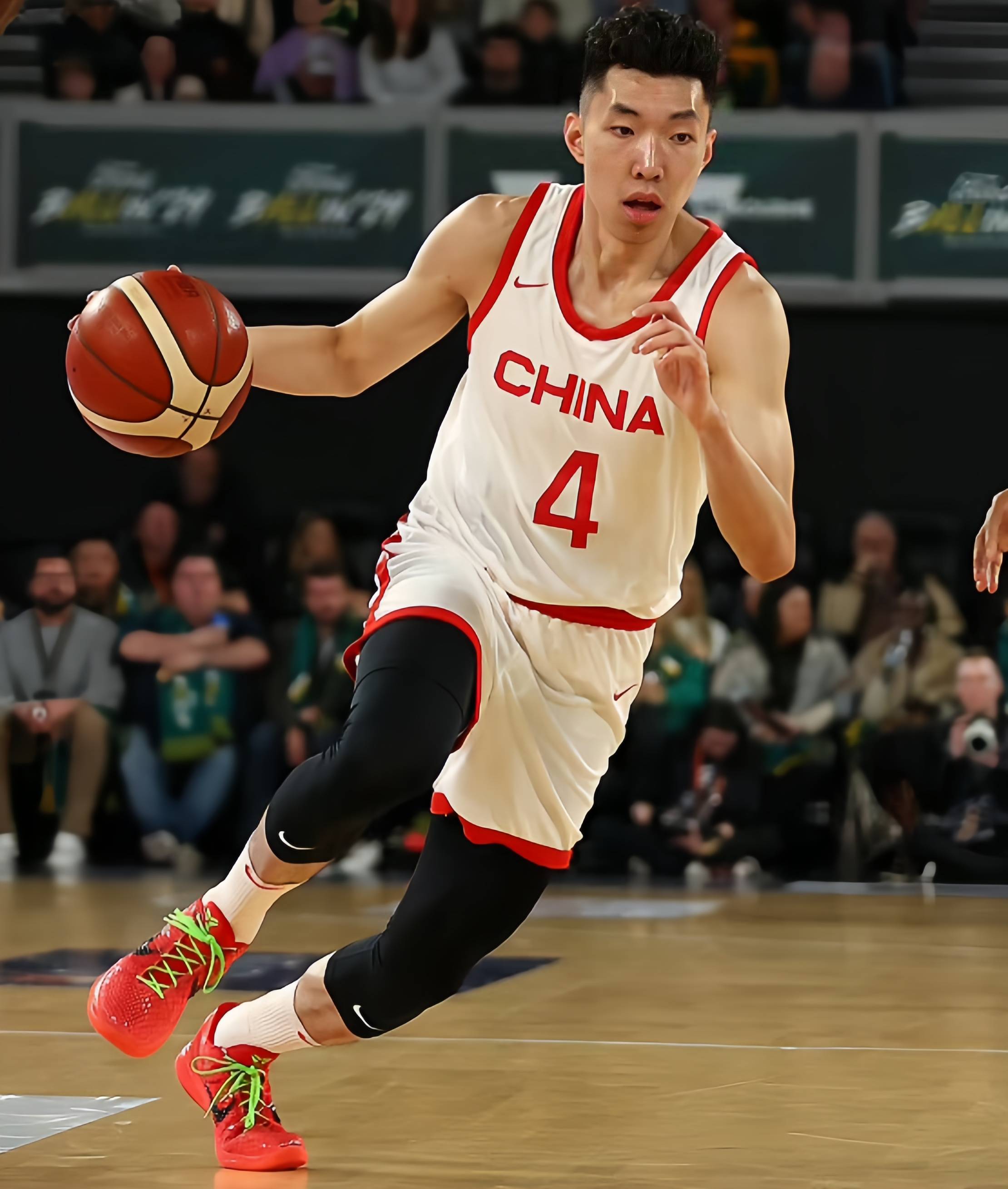 北控男篮再战广东，雄心壮志拼搏争一线